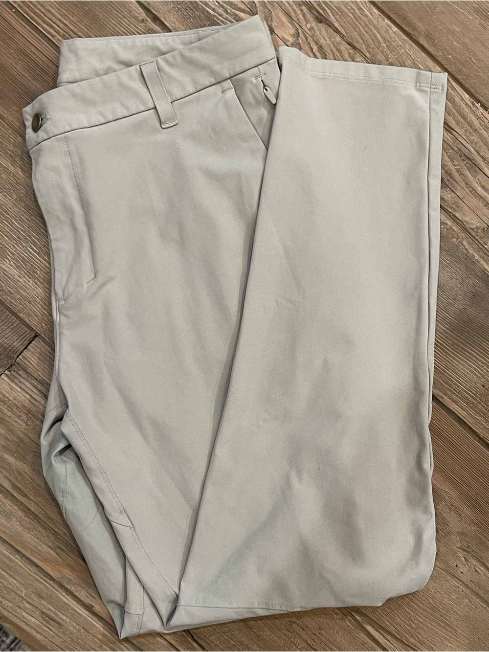 Lululemon Commission Pant Men’s 32 Khaki Stretch Golf Travel Casual Pants